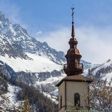 Beau De Pierre Huit Etoiles Chamonix